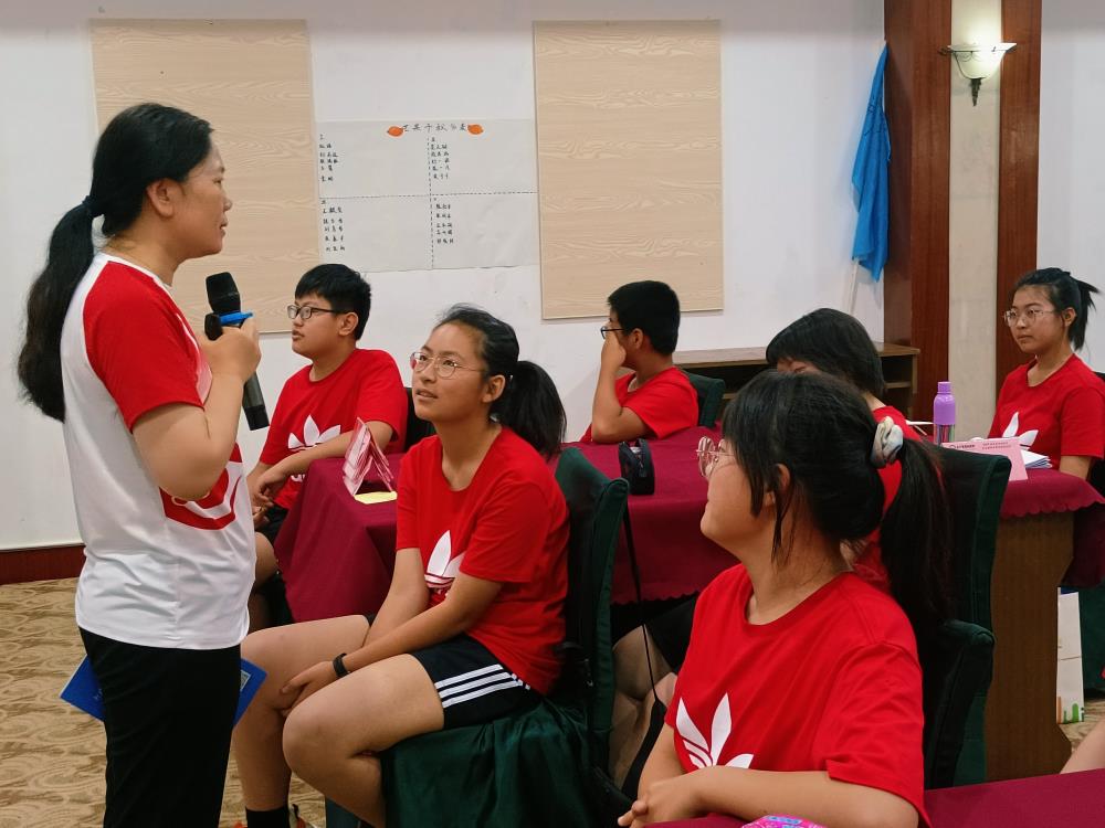 金芒果教育|暑假怎样有意义，金芒果夏令营给了答案！