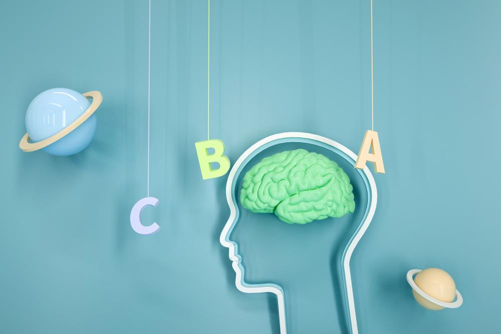 金芒果教育|教会孩子，成为学霸就是要学会吃高级的苦